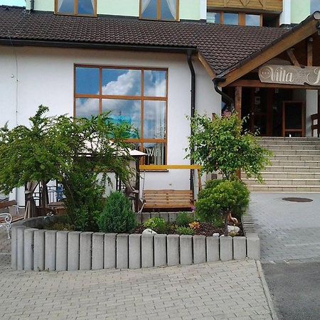Hotel Villa Siesta Високе-Татри Экстерьер фото