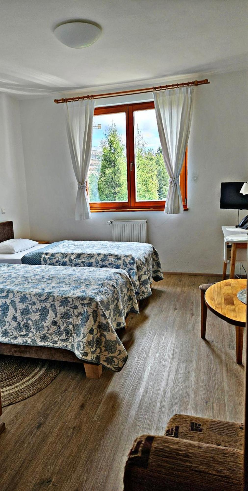 Hotel Villa Siesta Високе-Татри Экстерьер фото