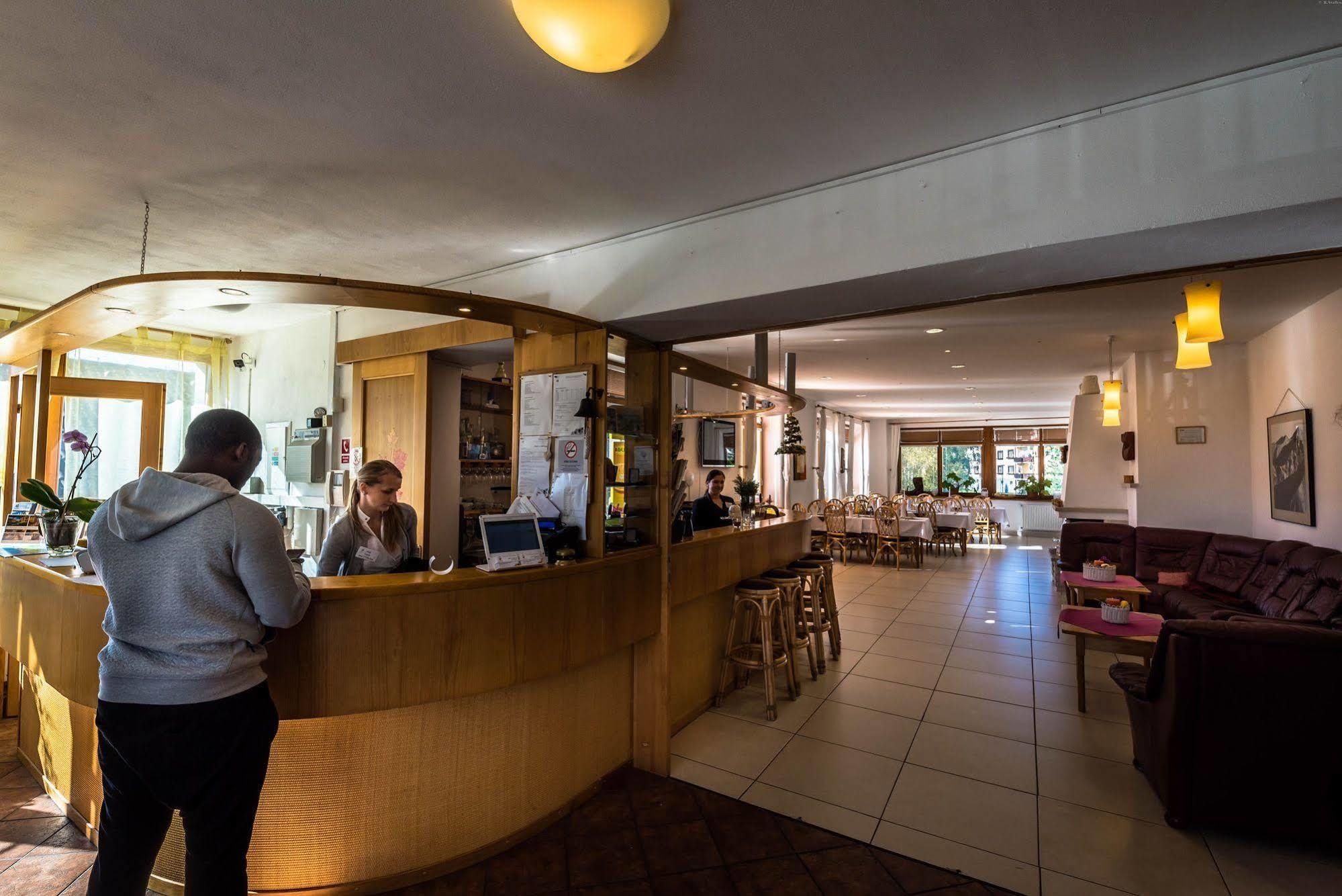 Hotel Villa Siesta Високе-Татри Экстерьер фото