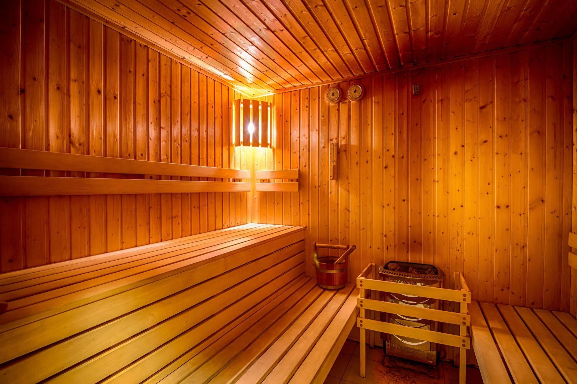 Hotel Villa Siesta Високе-Татри Экстерьер фото